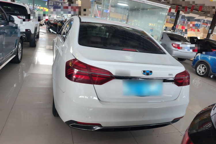 Emgrand 2018 #4 Emgrand 2018 car image #4