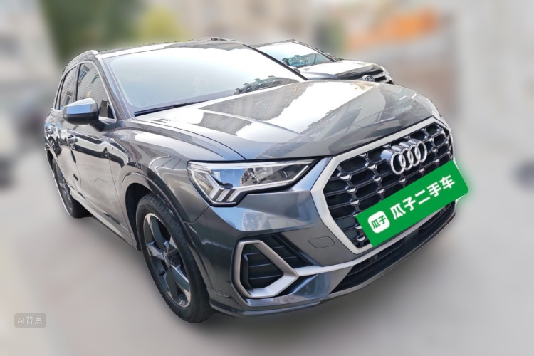 Audi Q3 2019 car image #4