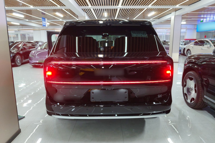 极氪 极氪9X 2026 汽车图片 #4