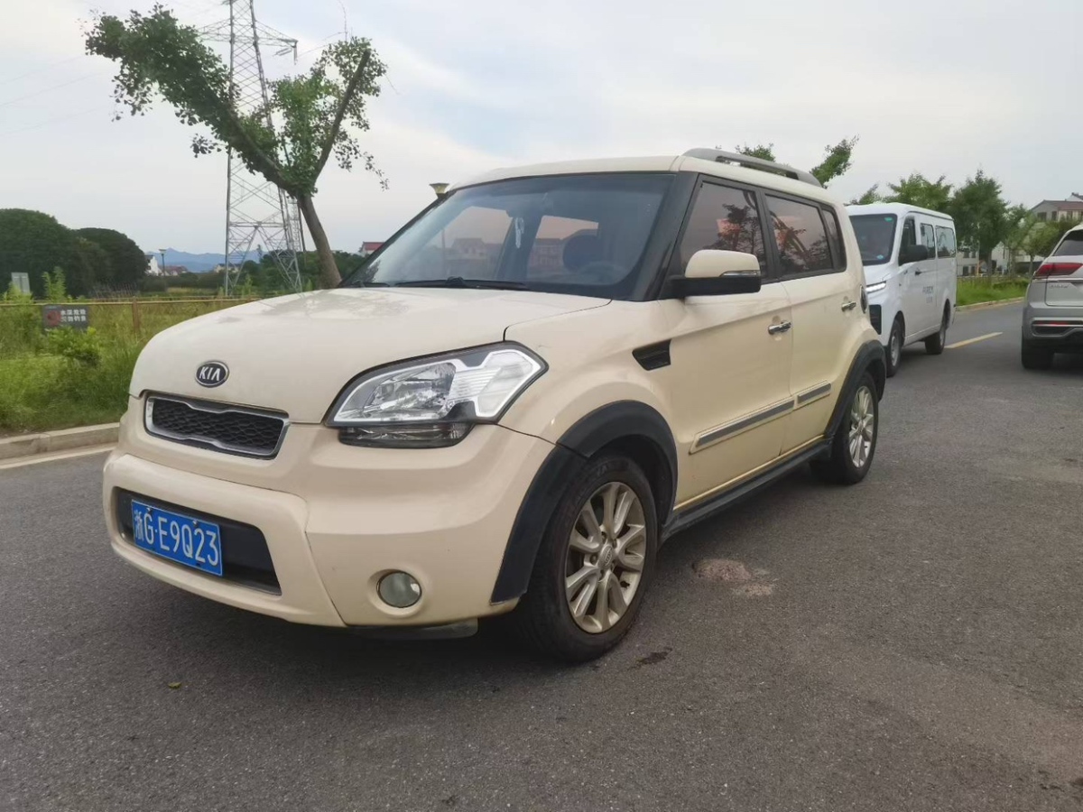 起亚 秀尔 2013 汽车图片 #4