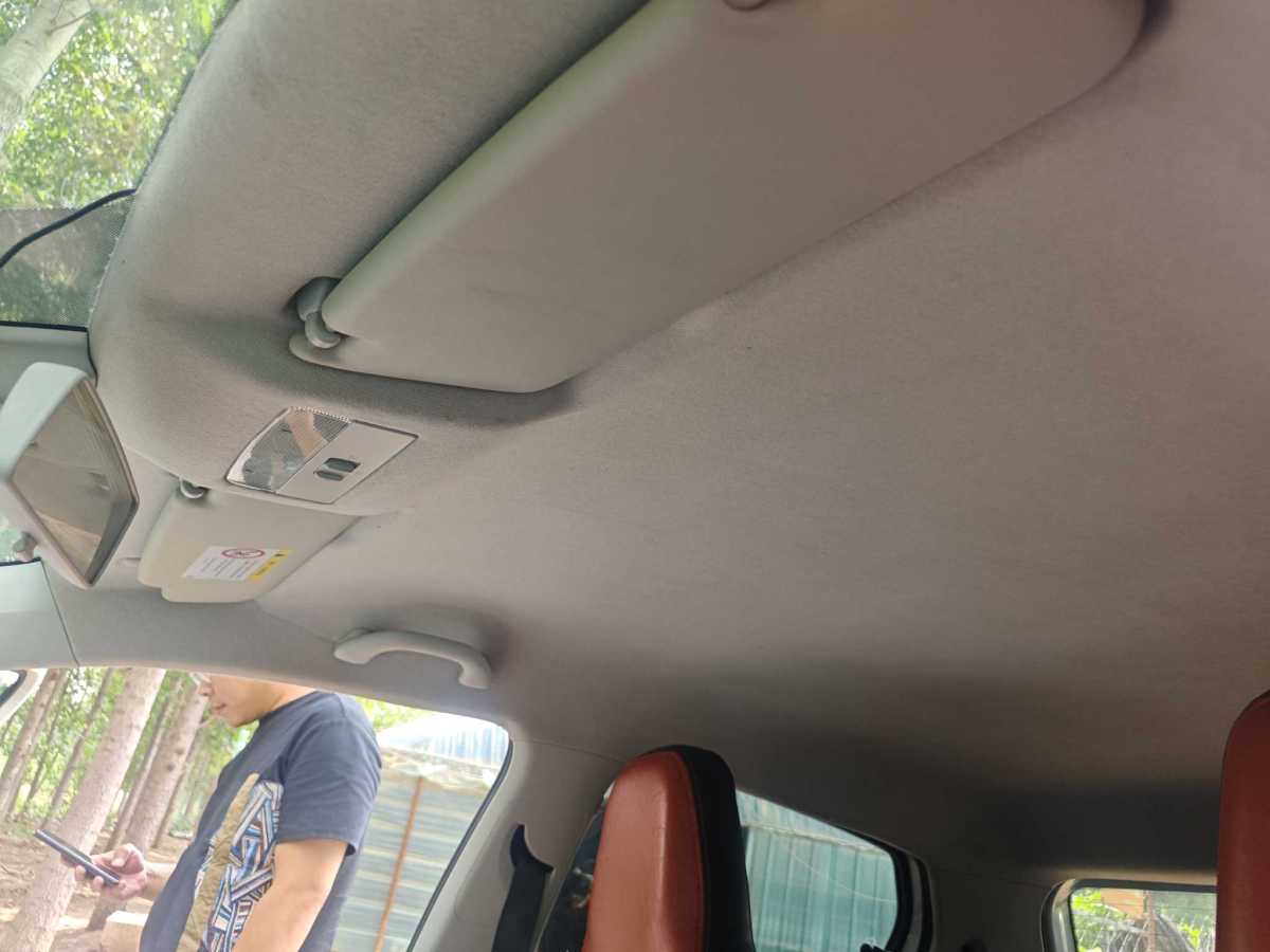 Volkswagen up! 2016 imagem de carro #4