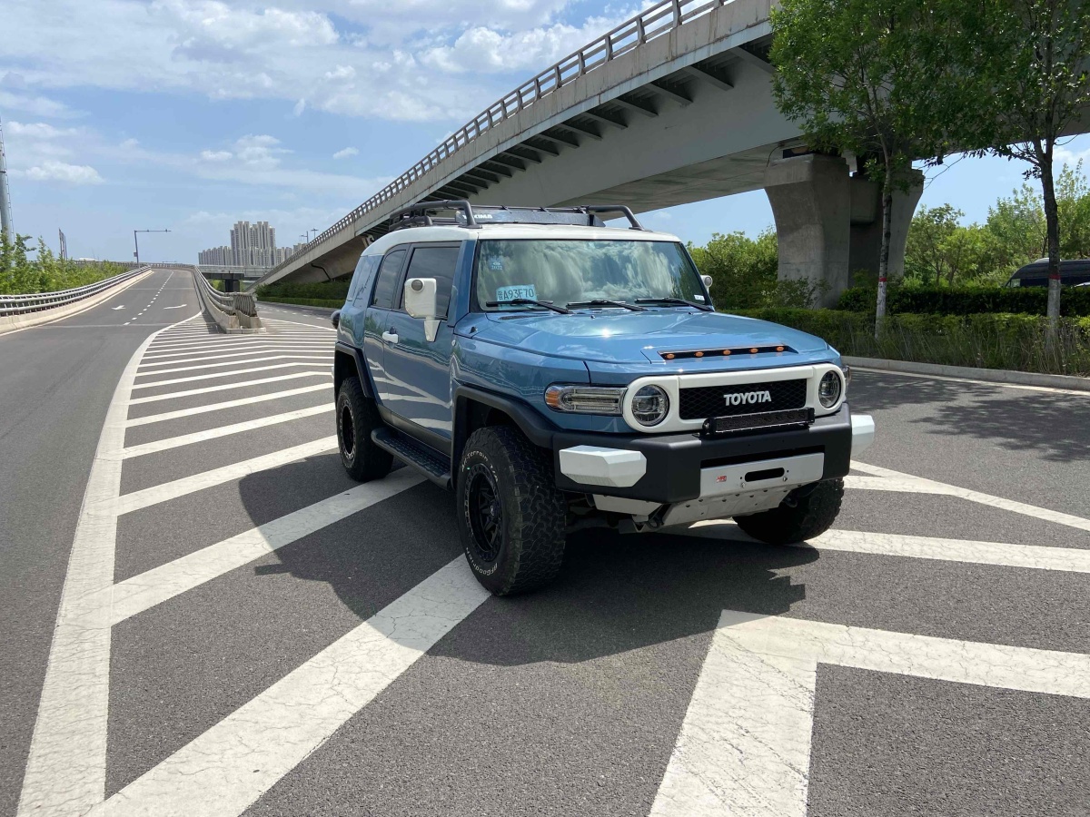 Toyota FJ Cruiser 2020 immagine di auto #4