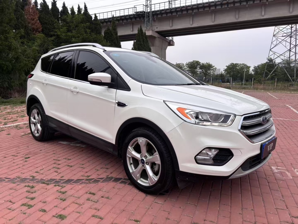 Ford Kuga 2017 car image #4