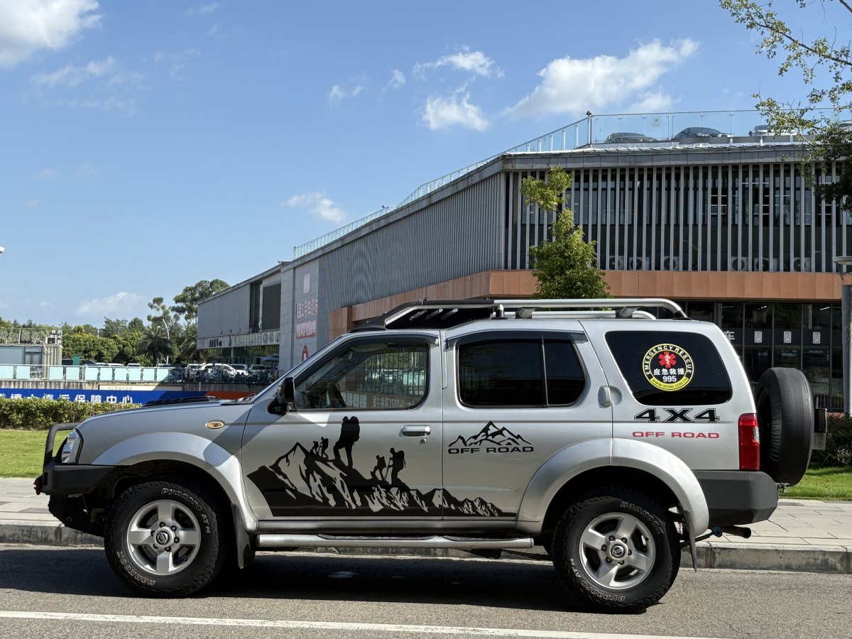 日产 日产帕拉丁 2011 汽车图片 #4