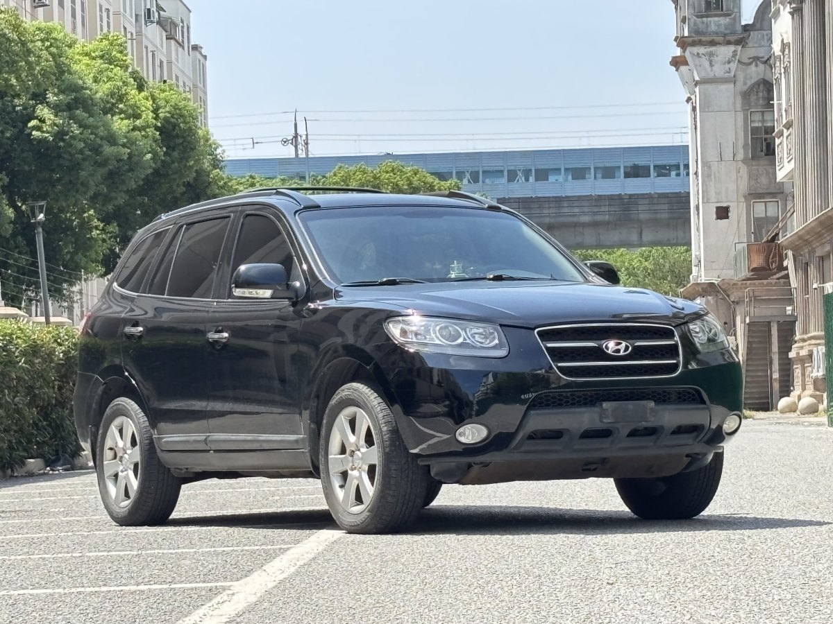 Hyundai Santa Fe Classic 2009 car image #4