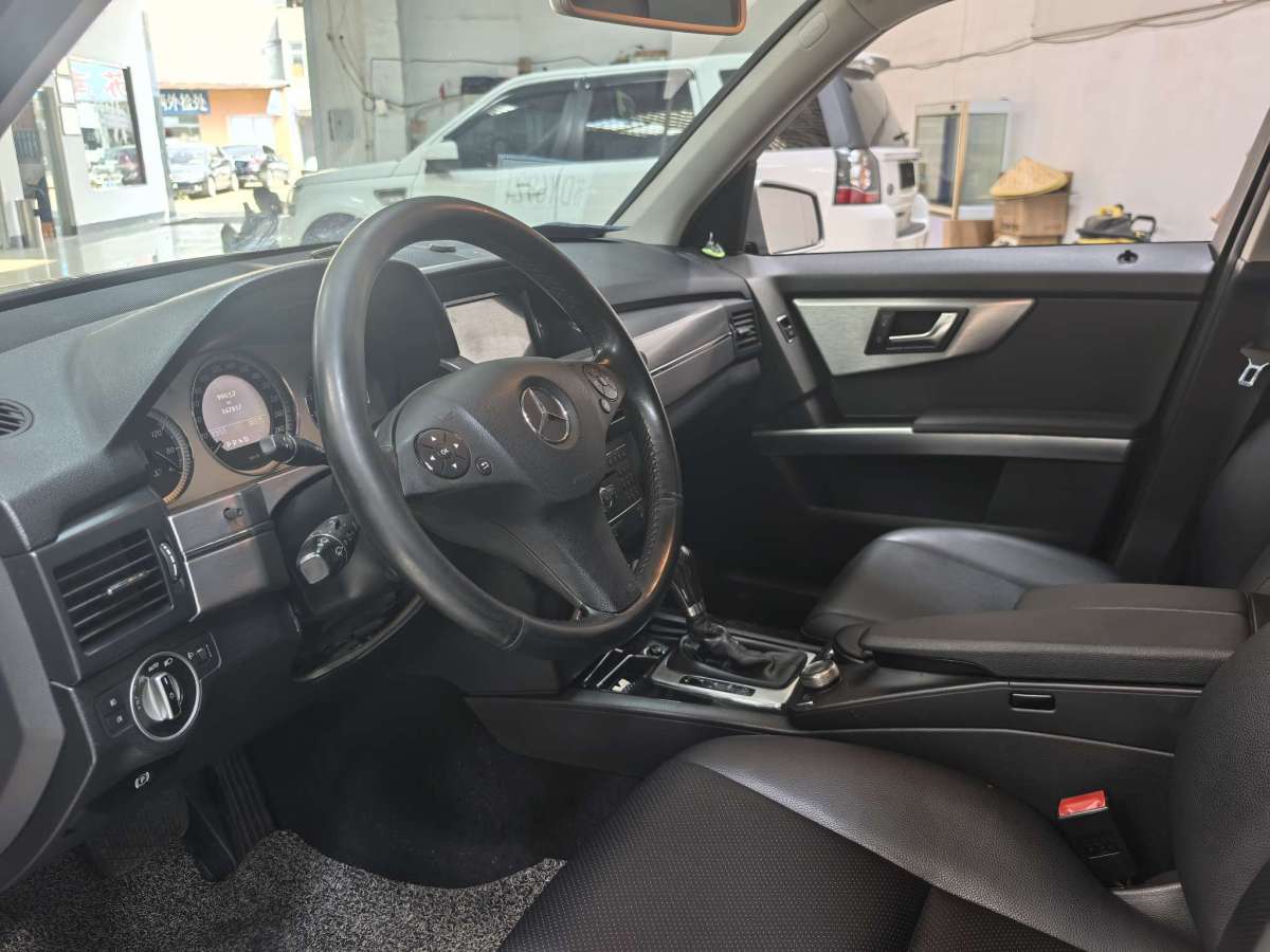 Mercedes-Benz GLK Class (Imported) 2012 #4 Mercedes-Benz GLK Class (Imported) 2012 car image #4