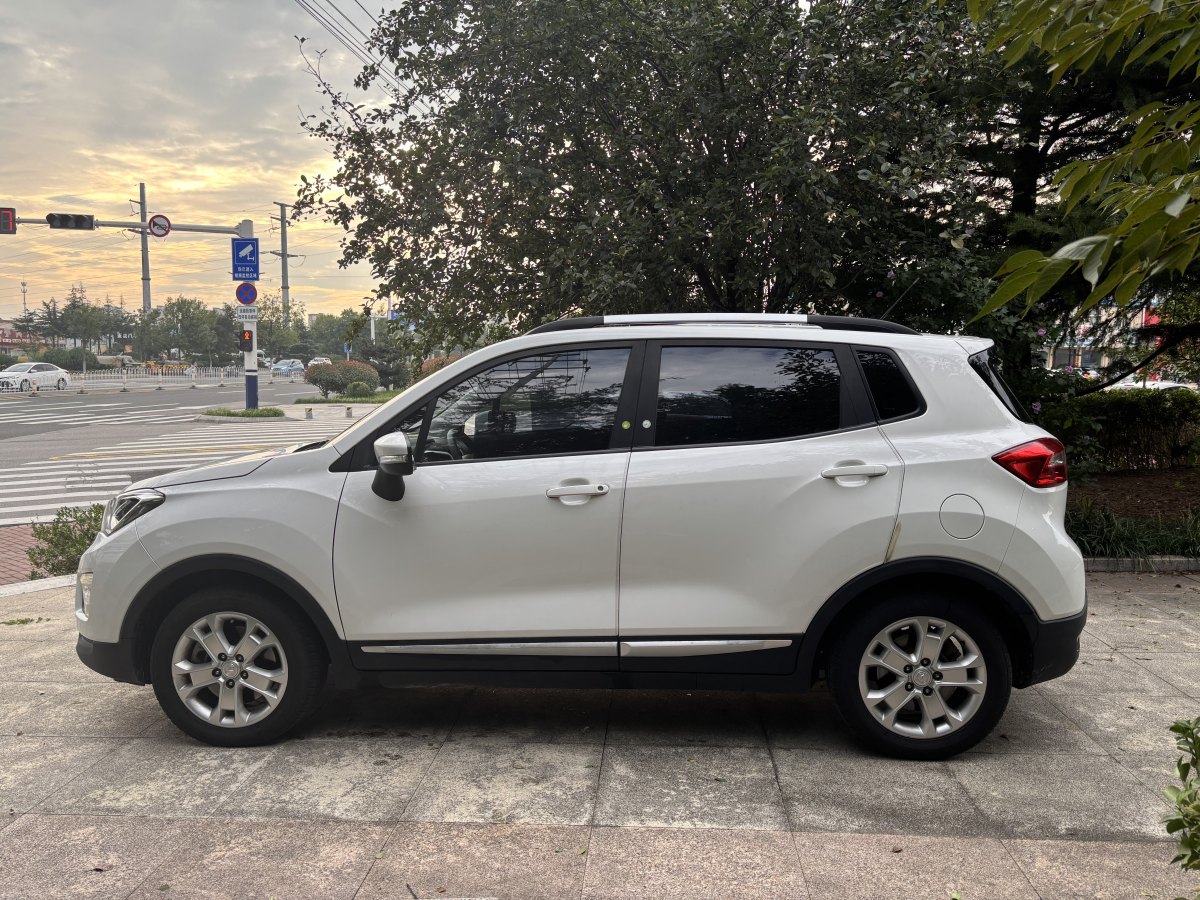 Changan CS15 EV 2017 car image #4