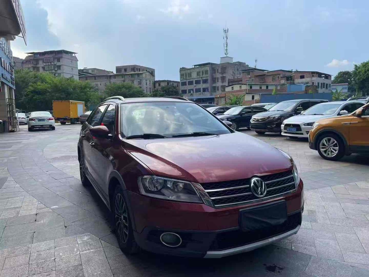 Volkswagen Cross Lavida 2014 immagine di auto #4