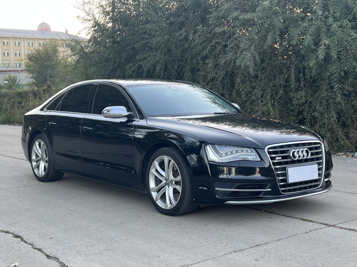 Audi S8 2013 #4 Audi S8 2013 car image #4