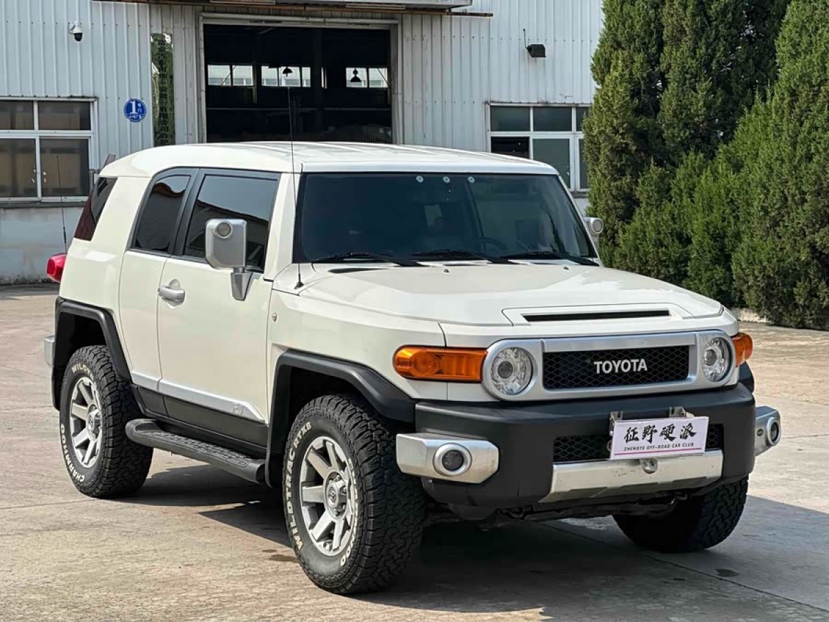 Toyota FJ Cruiser 2017 car image #4