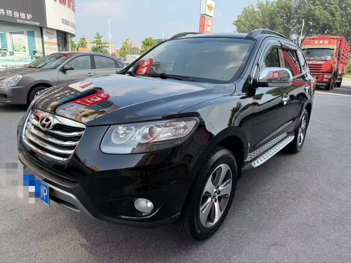 Hyundai Santa Fe Classic 2012 car image #4
