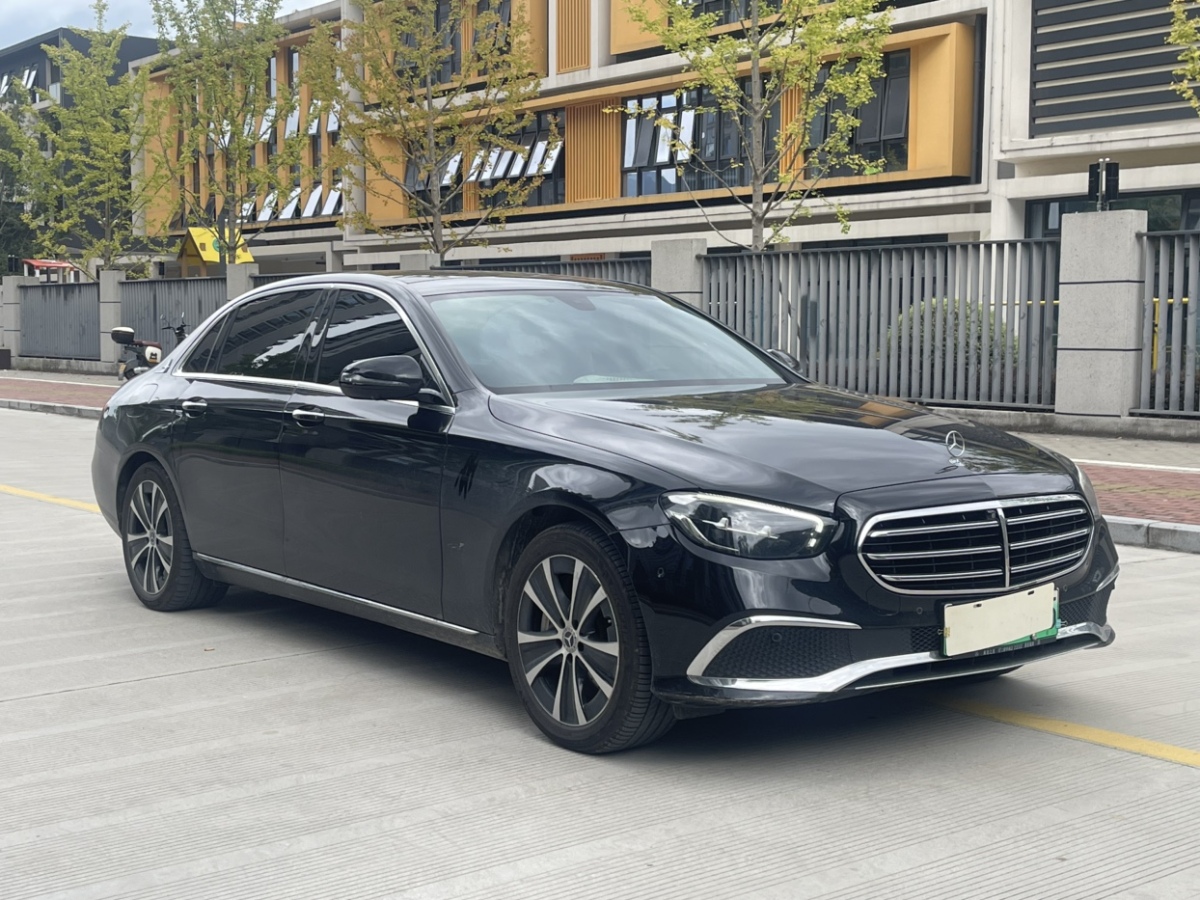 Mercedes-Benz E Class New Energy 2022 car image #4