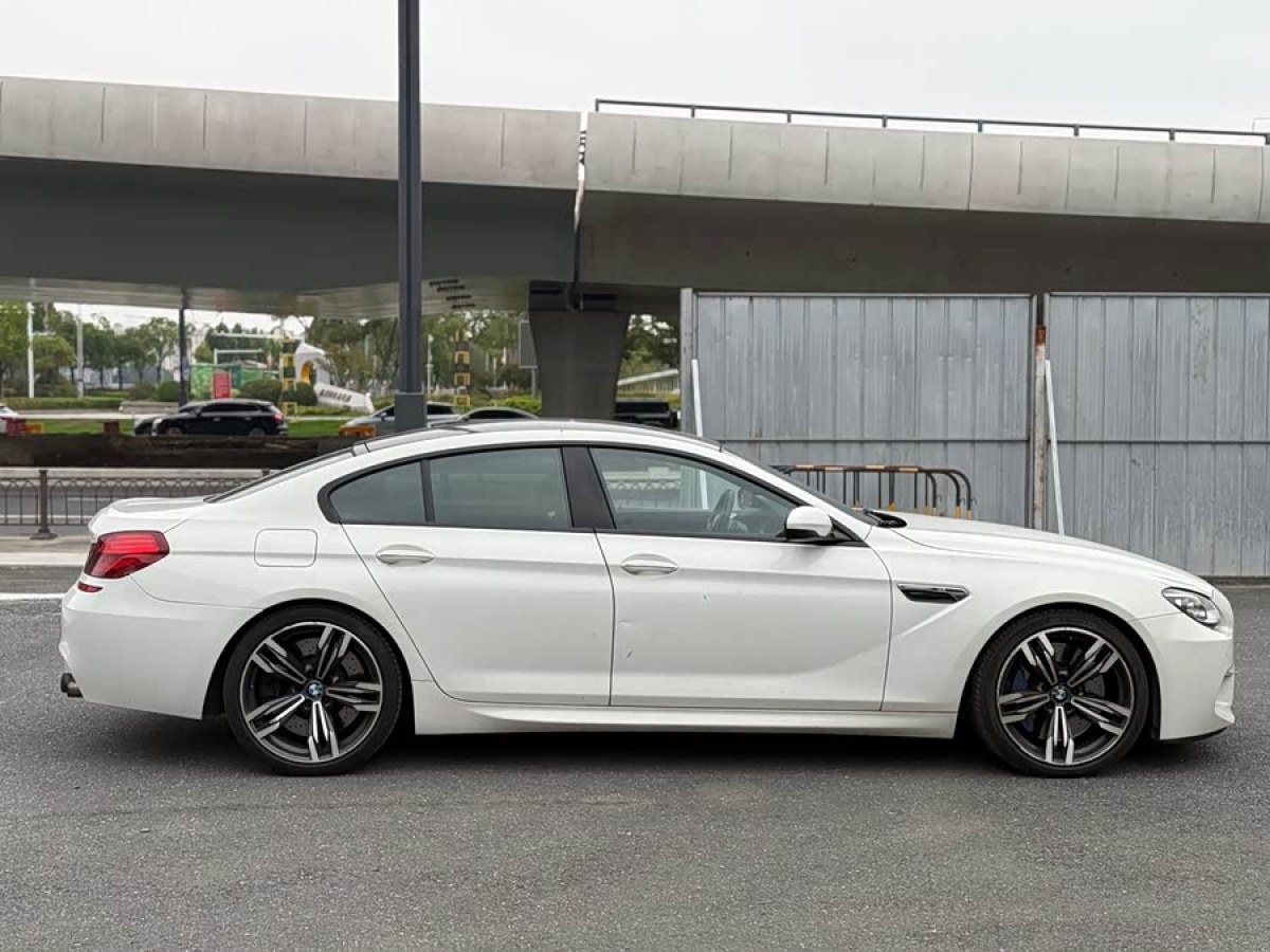 BMW M6 2013 car image #4