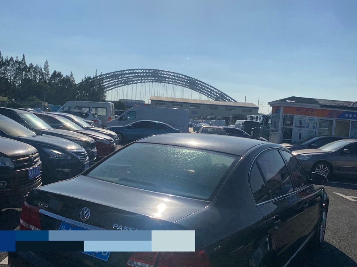 Volkswagen Passat Lingyu 2012 car image #4