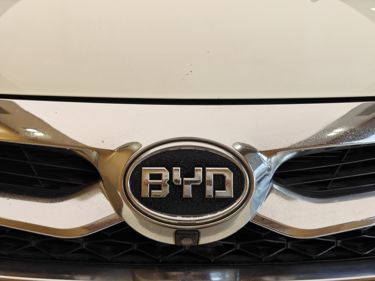 BYD S7 2015 car image #4