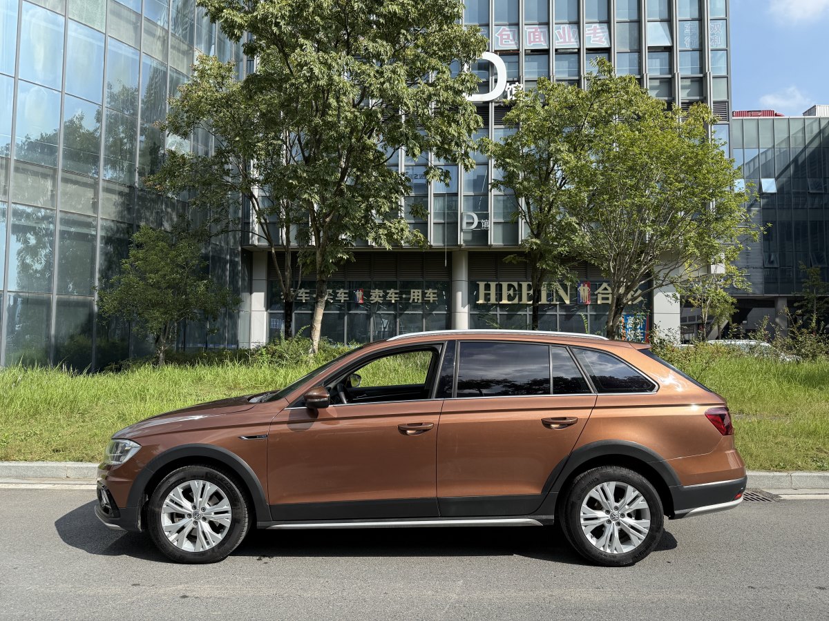 Volkswagen C-Trek 2017 immagine di auto #4