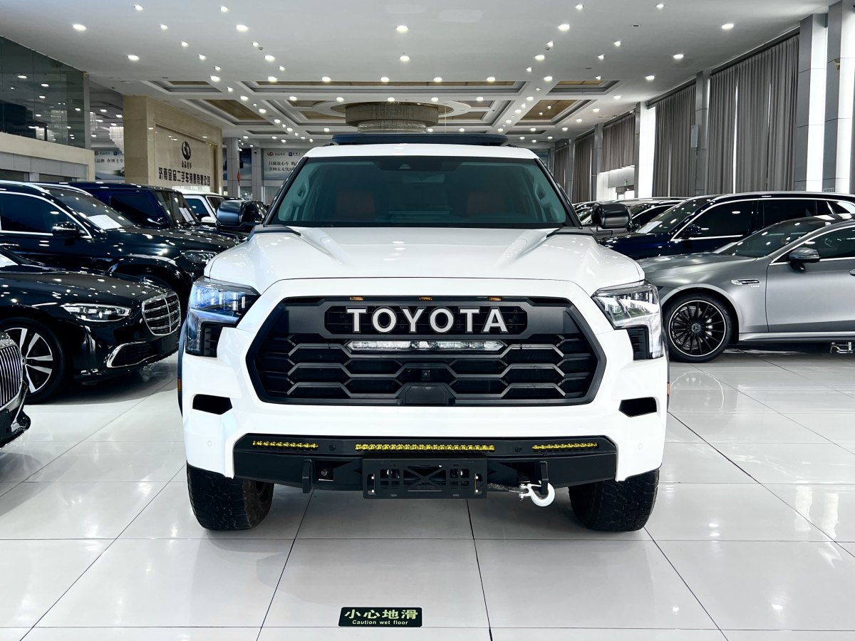 Toyota Sequoia 2024 #4 Toyota Sequoia 2024 imagen de coche #4