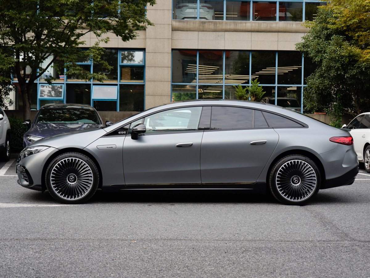 Mercedes-Benz EQS AMG 2024 car image #4