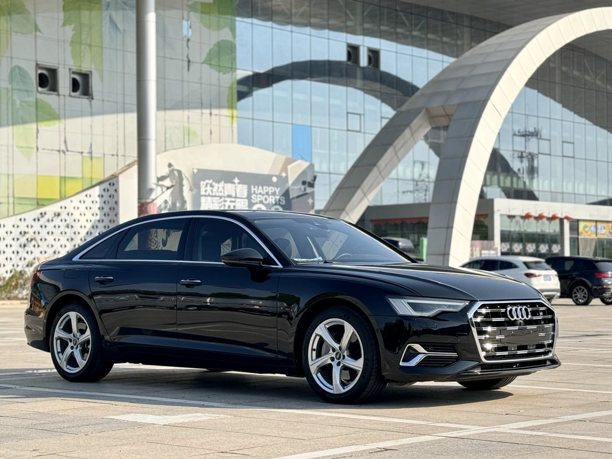 Audi A6L e-tron 2023 #4 Audi A6L e-tron 2023 car image #4