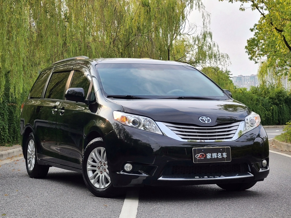 Toyota SIENNA 2010 #4 Toyota SIENNA 2010 imagen de coche #4