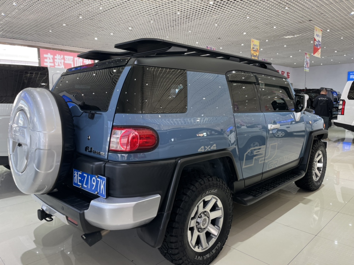 Toyota FJ Cruiser 2018 #4 Toyota FJ Cruiser 2018 immagine di auto #4