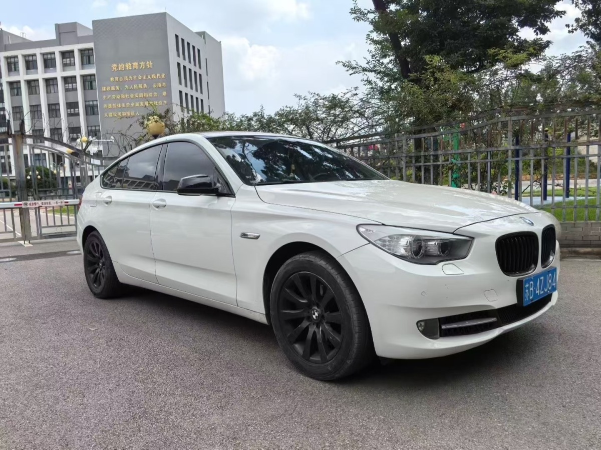 BMW 5 Series GT 2011 #4 BMW 5 Series GT 2011 immagine di auto #4