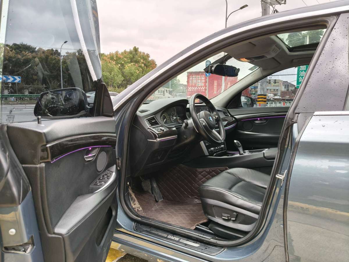 BMW 5 Series GT 2012 #4 BMW 5 Series GT 2012 immagine di auto #4