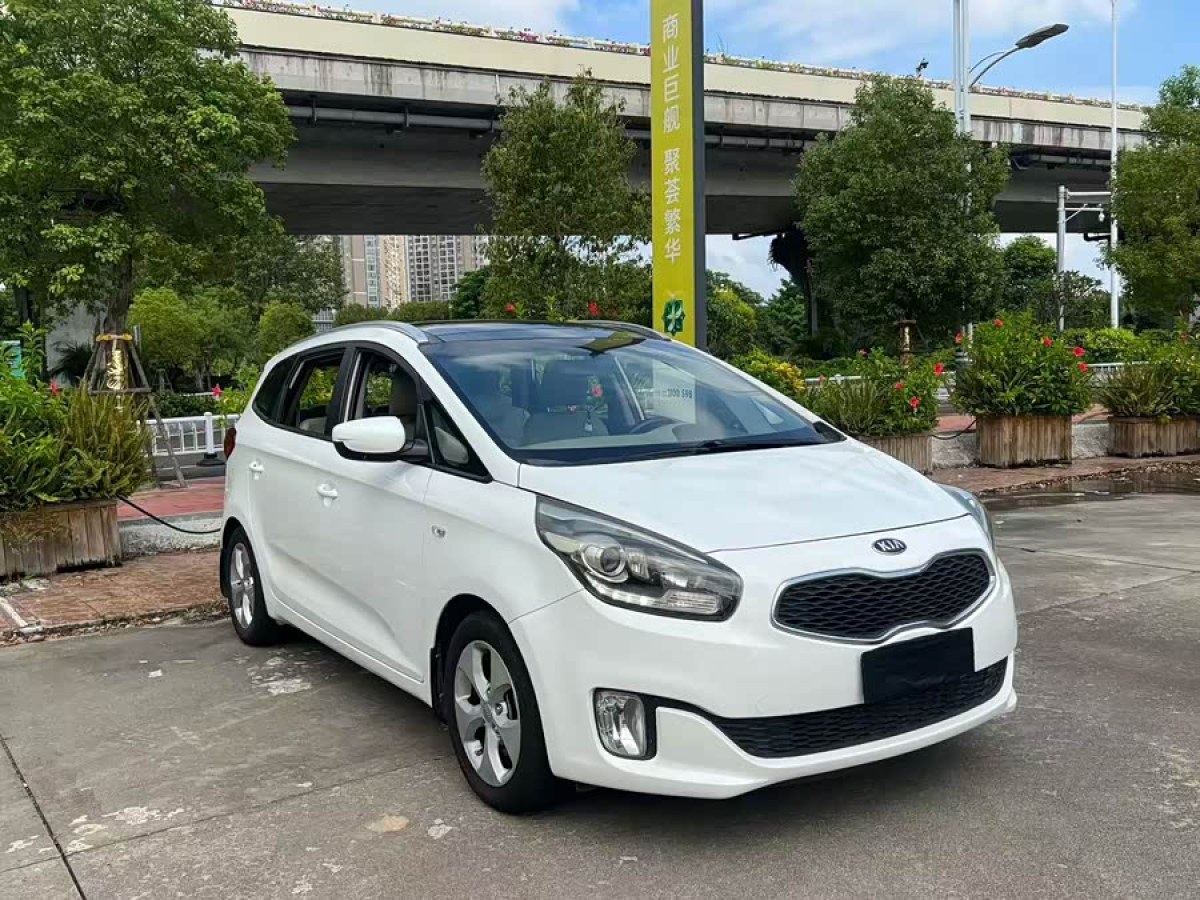 Kia Carens 2014 immagine di auto #4