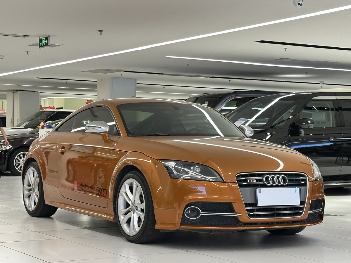 Audi TTS 2015 car image #4