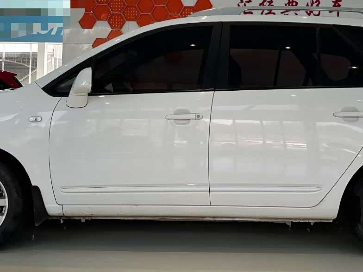 起亚 佳乐 2013 汽车图片 #4