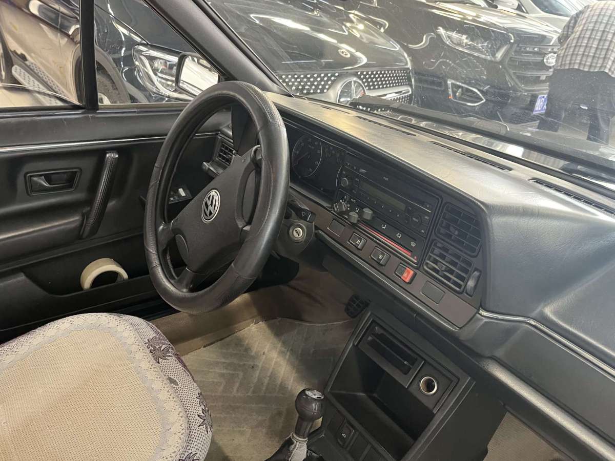 Volkswagen Santana Classic 2009 изображение автомобиля #4