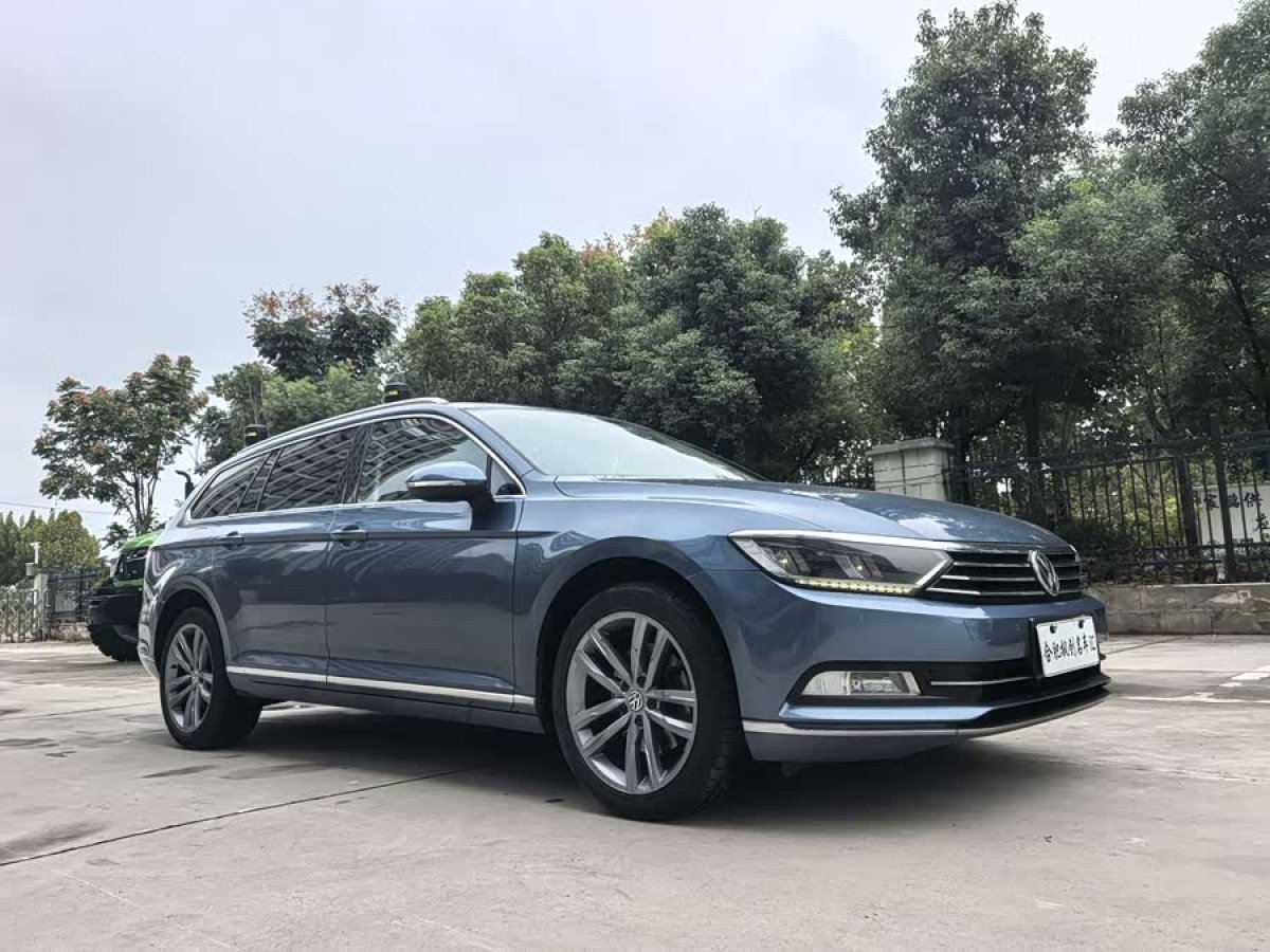 Volkswagen Passat Variant 2017 immagine di auto #4