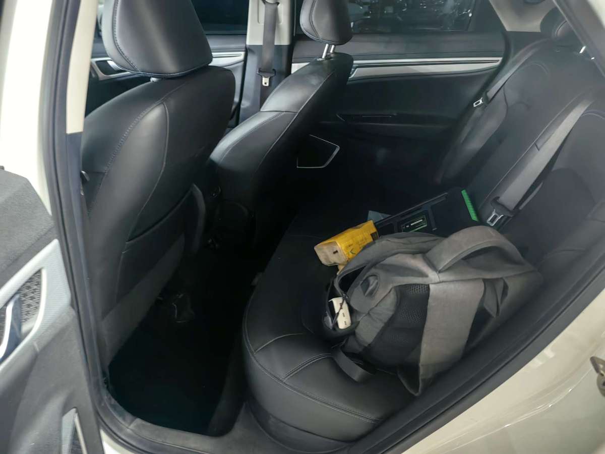 GEELY Emgrand GSe 2019 #4 GEELY Emgrand GSe 2019 car image #4