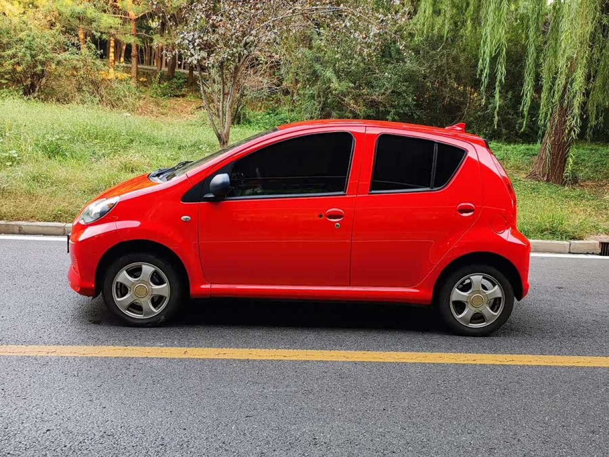 BYD e1 2019 car image #4