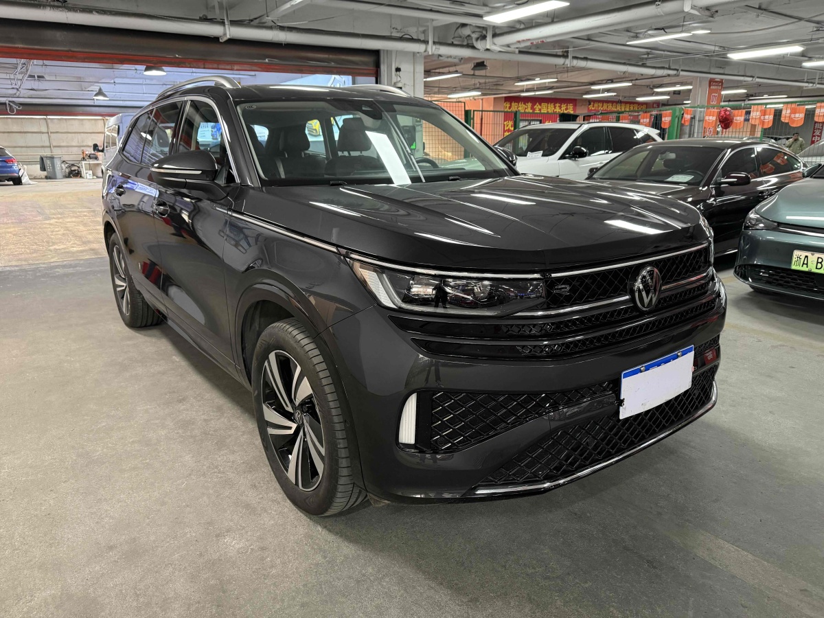 Volkswagen Tavendor 2023 car image #4