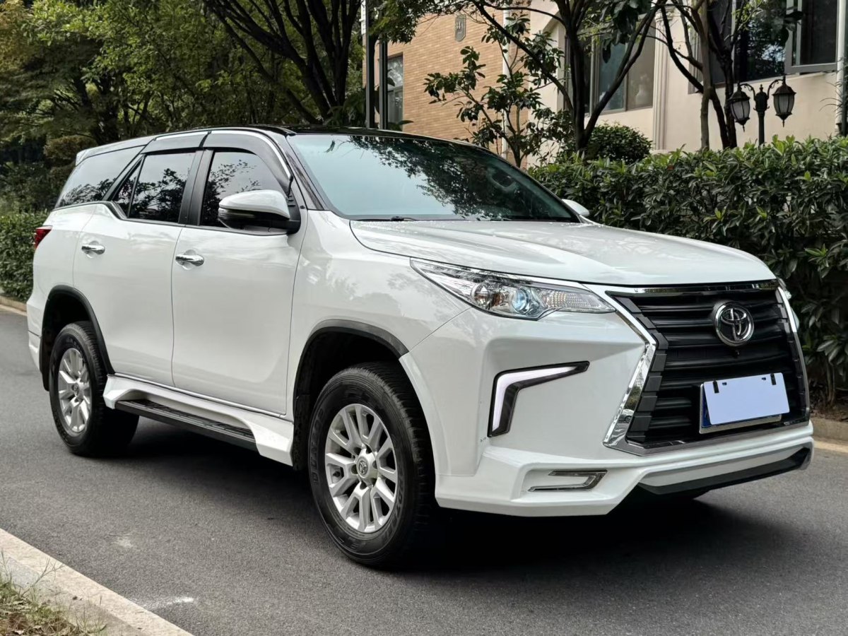 Toyota Fortuner 2020 #4 Toyota Fortuner 2020 car image #4