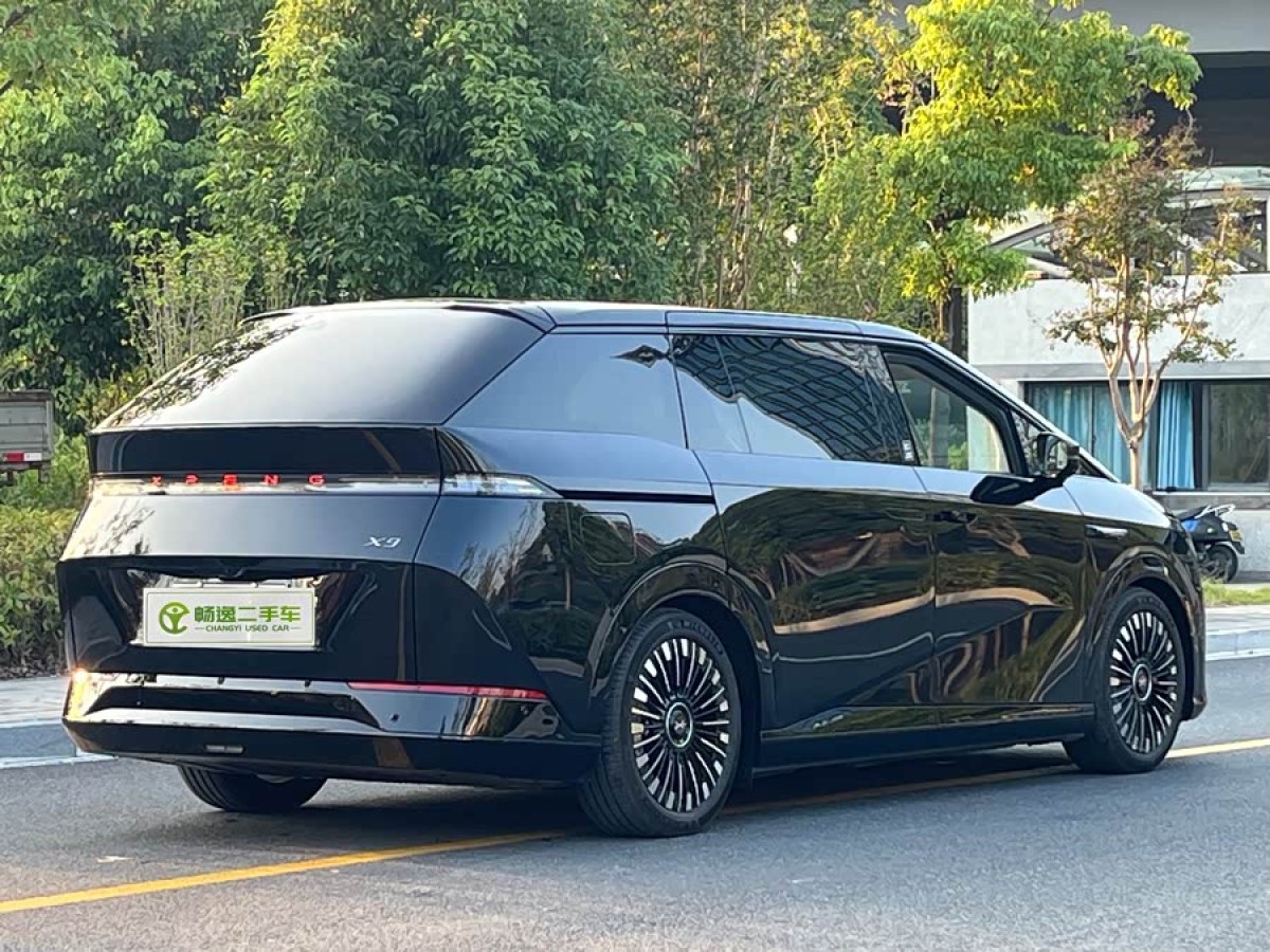 Xpeng X9 2025 imagem de carro #4