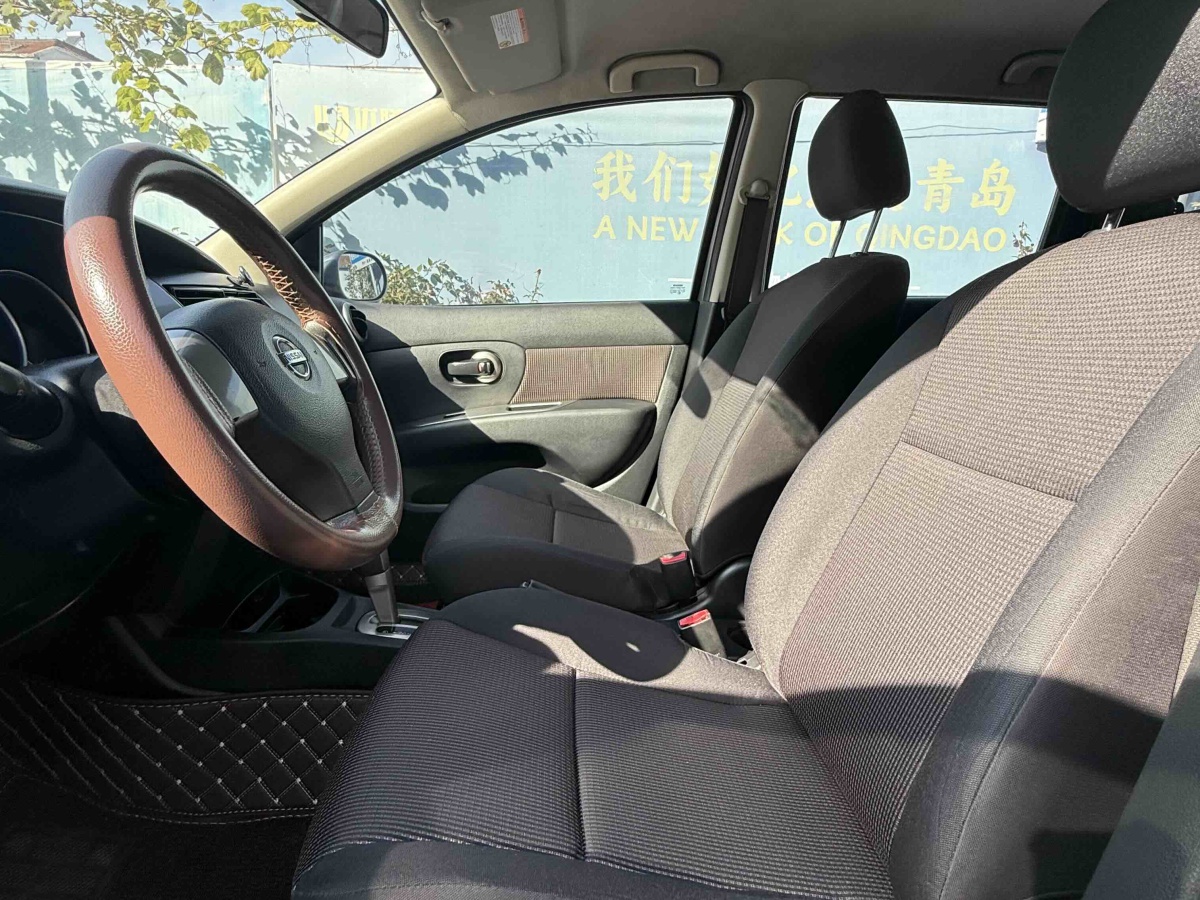 日产 骊威 2010 汽车图片 #4