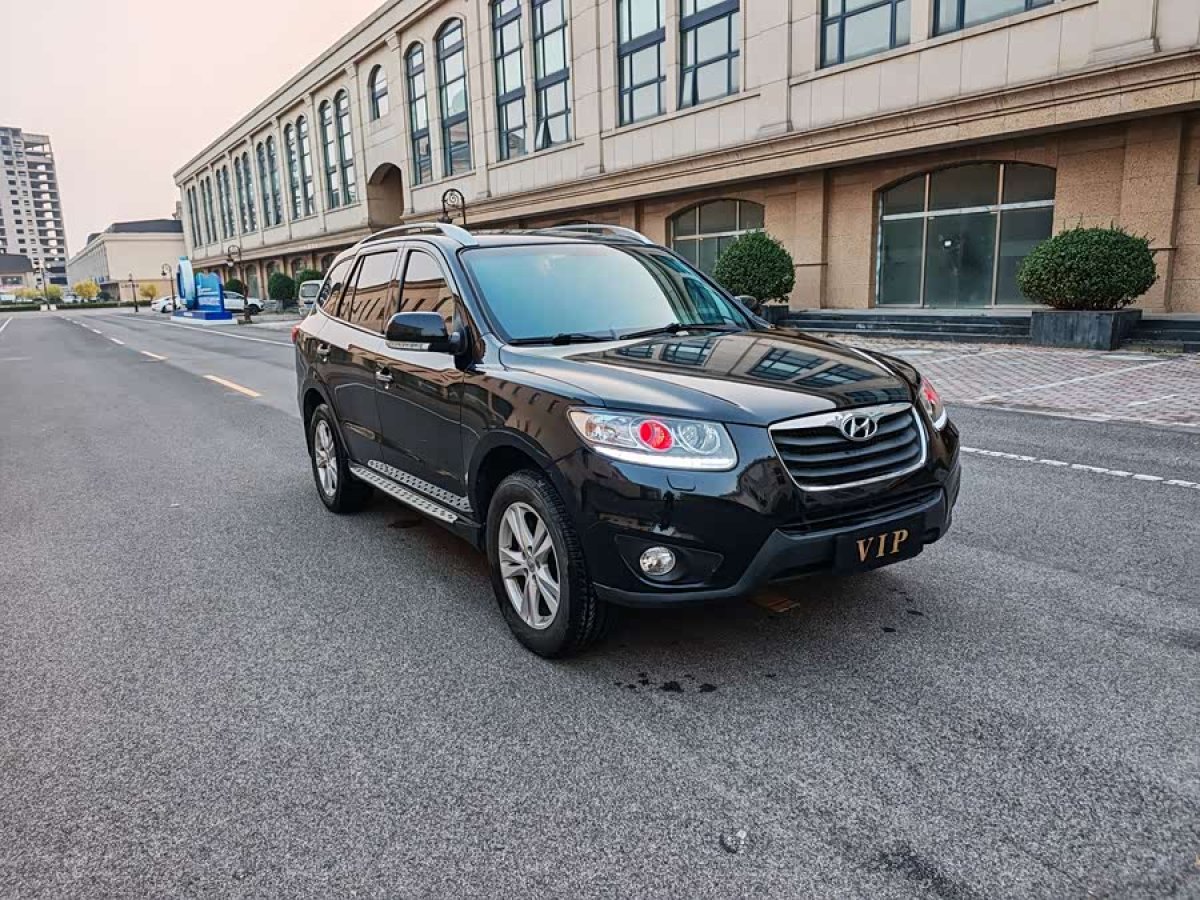 Hyundai Santa Fe Classic 2011 #4 Hyundai Santa Fe Classic 2011 car image #4