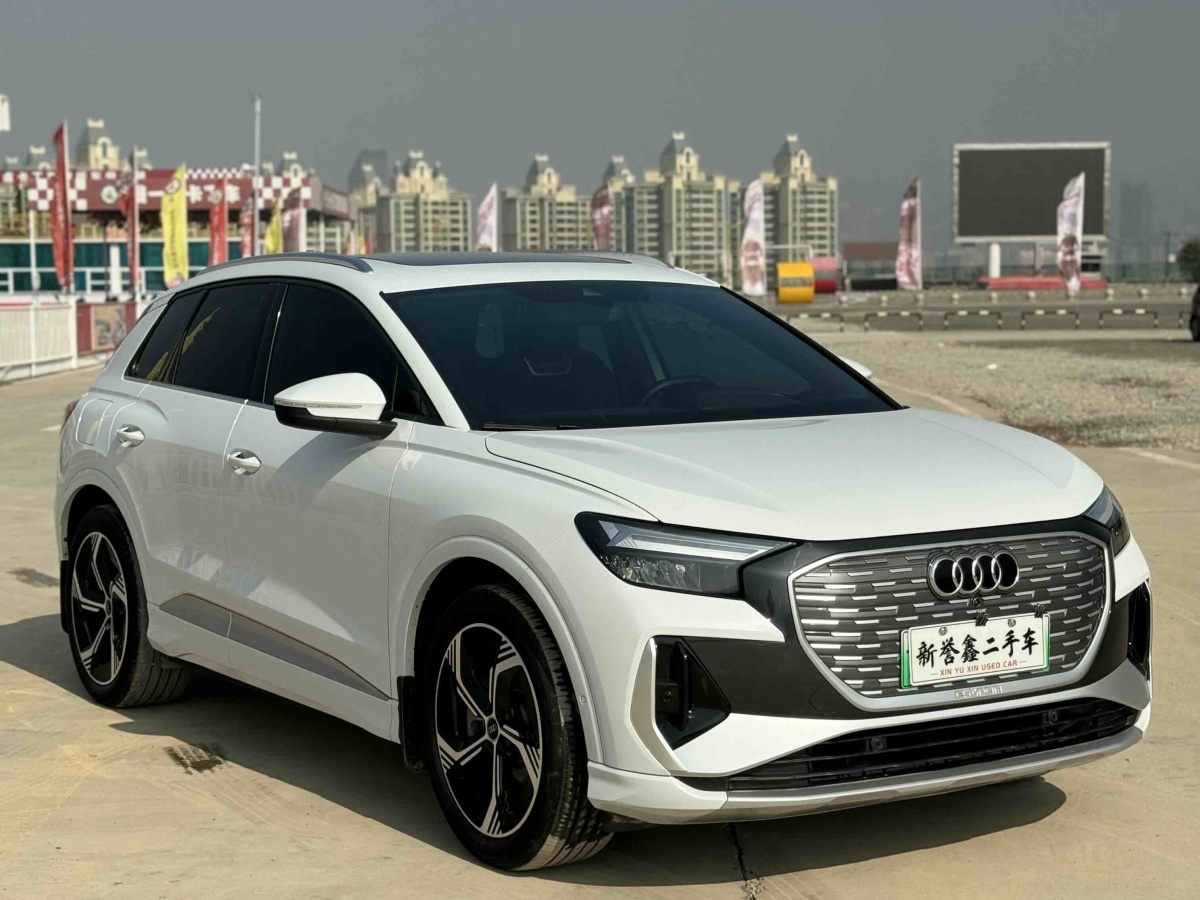Audi Q4 e-tron 2023 imagem de carro #4