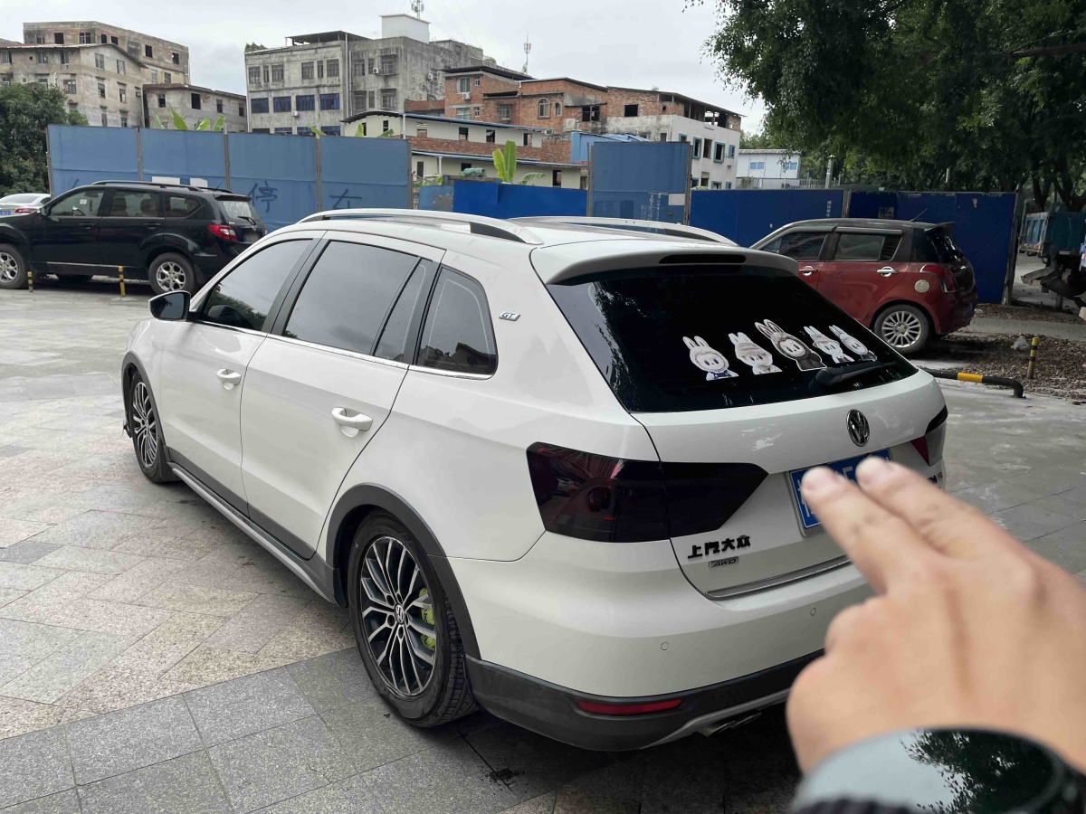 Volkswagen Cross Lavida 2014 immagine di auto #4