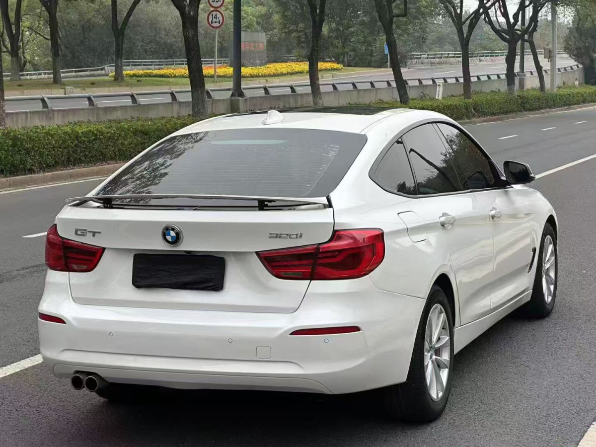BMW 3 Series (Imported) 2016 #4 BMW 3 Series (Imported) 2016 car image #4