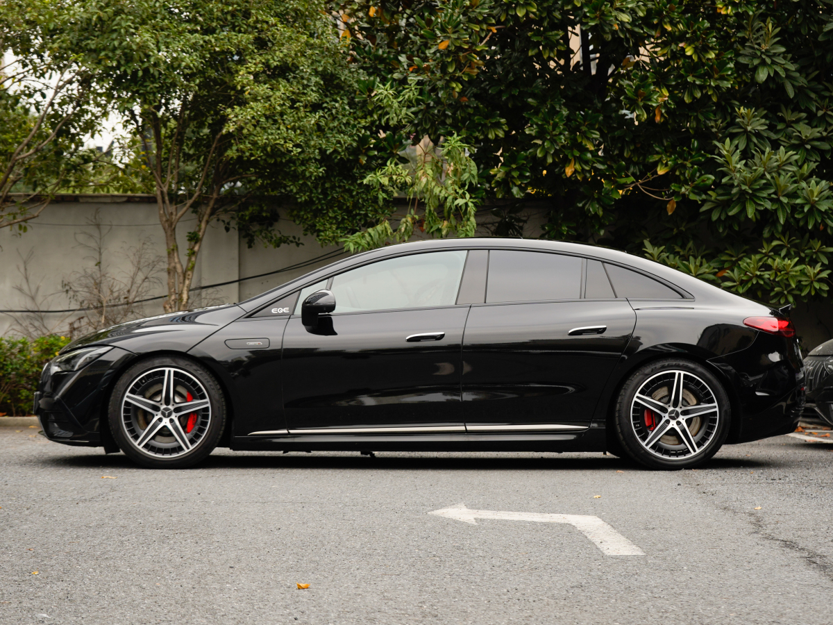 Mercedes-Benz EQE AMG 2023 #4 Mercedes-Benz EQE AMG 2023 car image #4