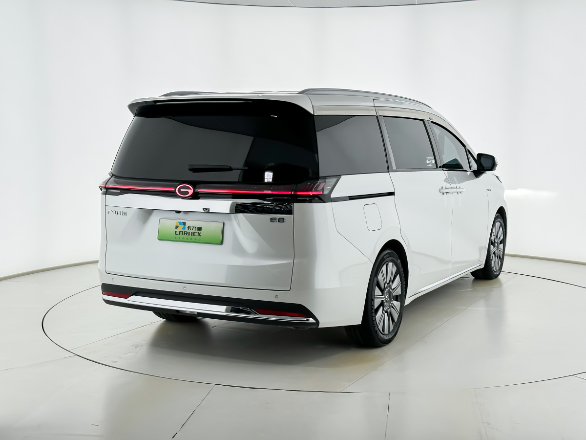 GAC Trumpchi E8 2024 #4 GAC Trumpchi E8 2024 car image #4