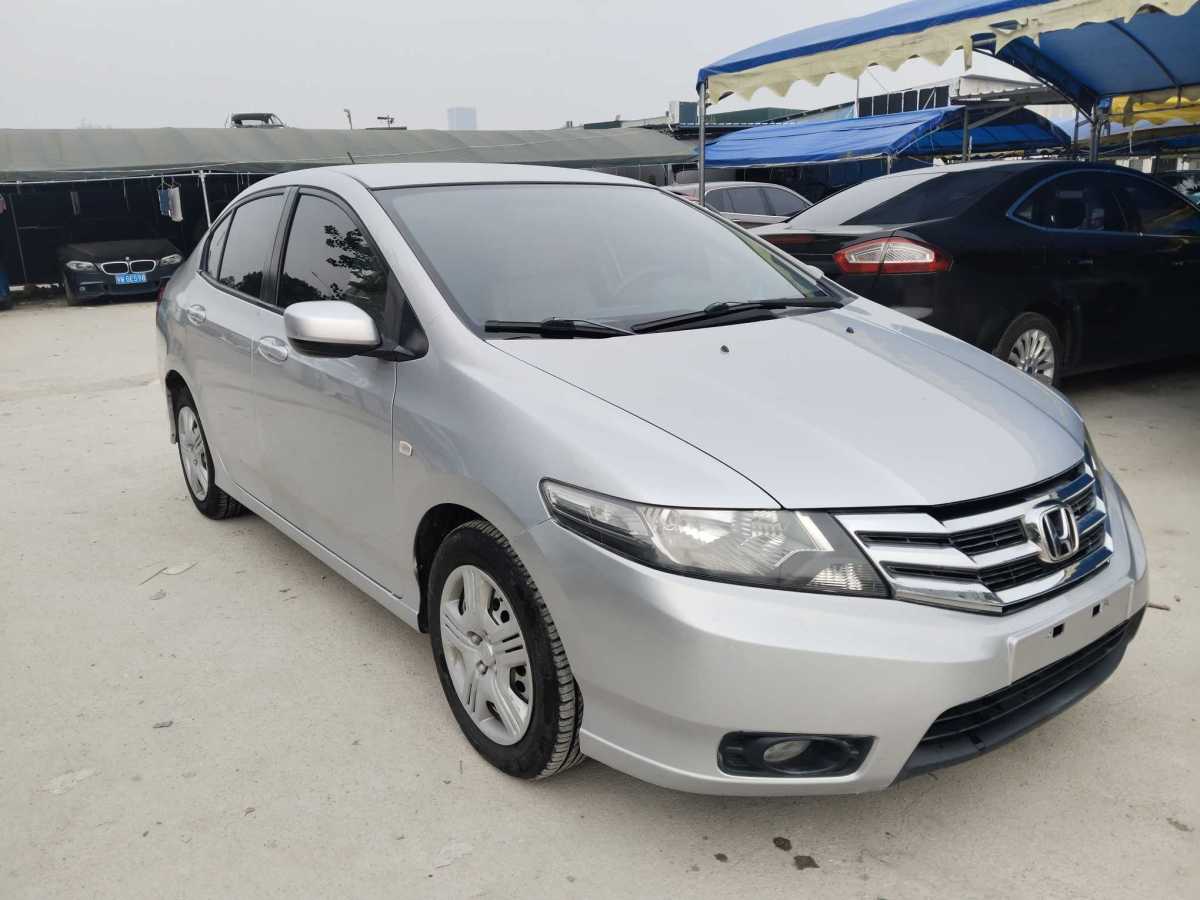 Honda City Classic 2012 #4 Honda City Classic 2012 car image #4