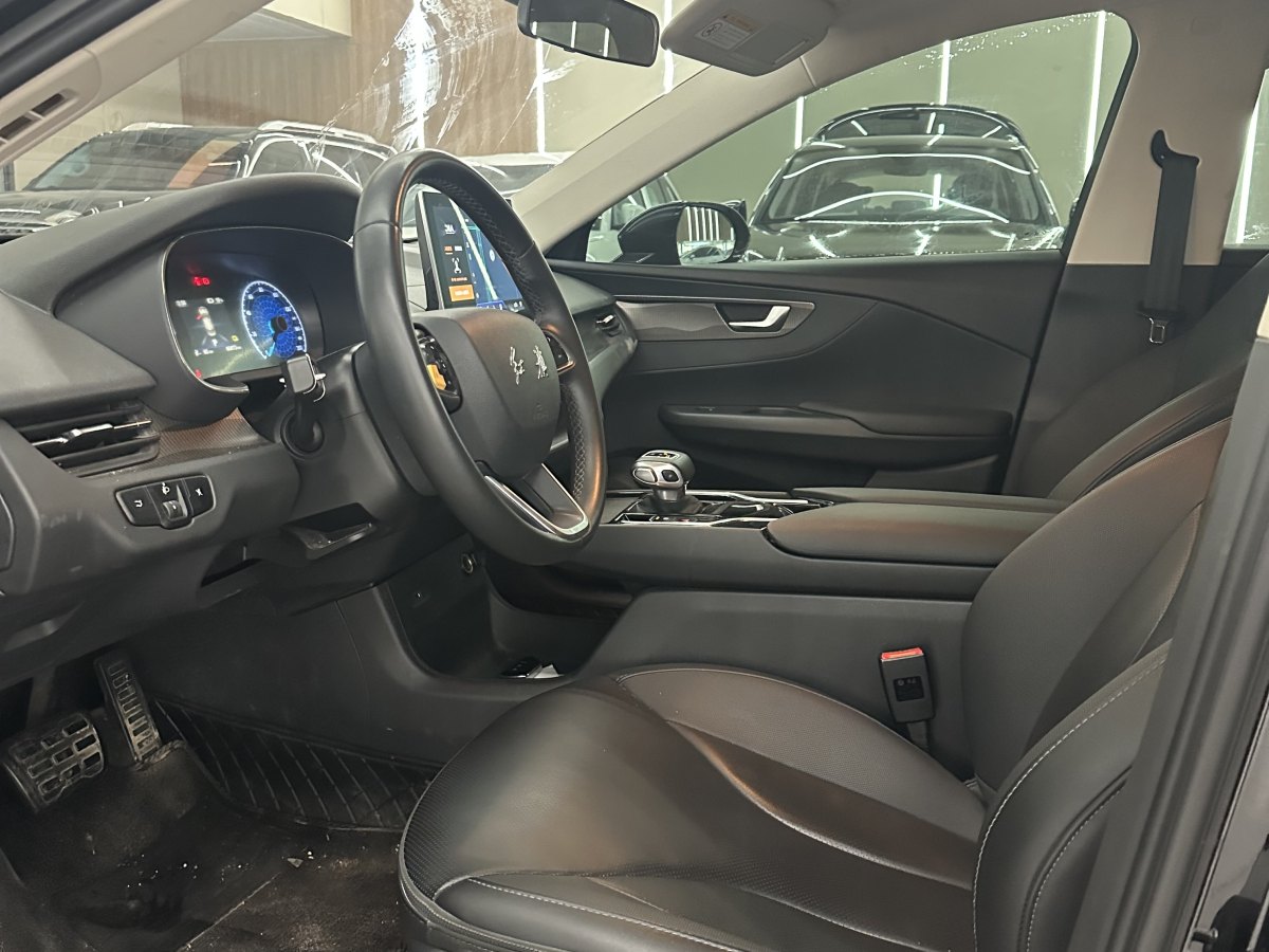 HongQi E-QM5 2022 car image #4