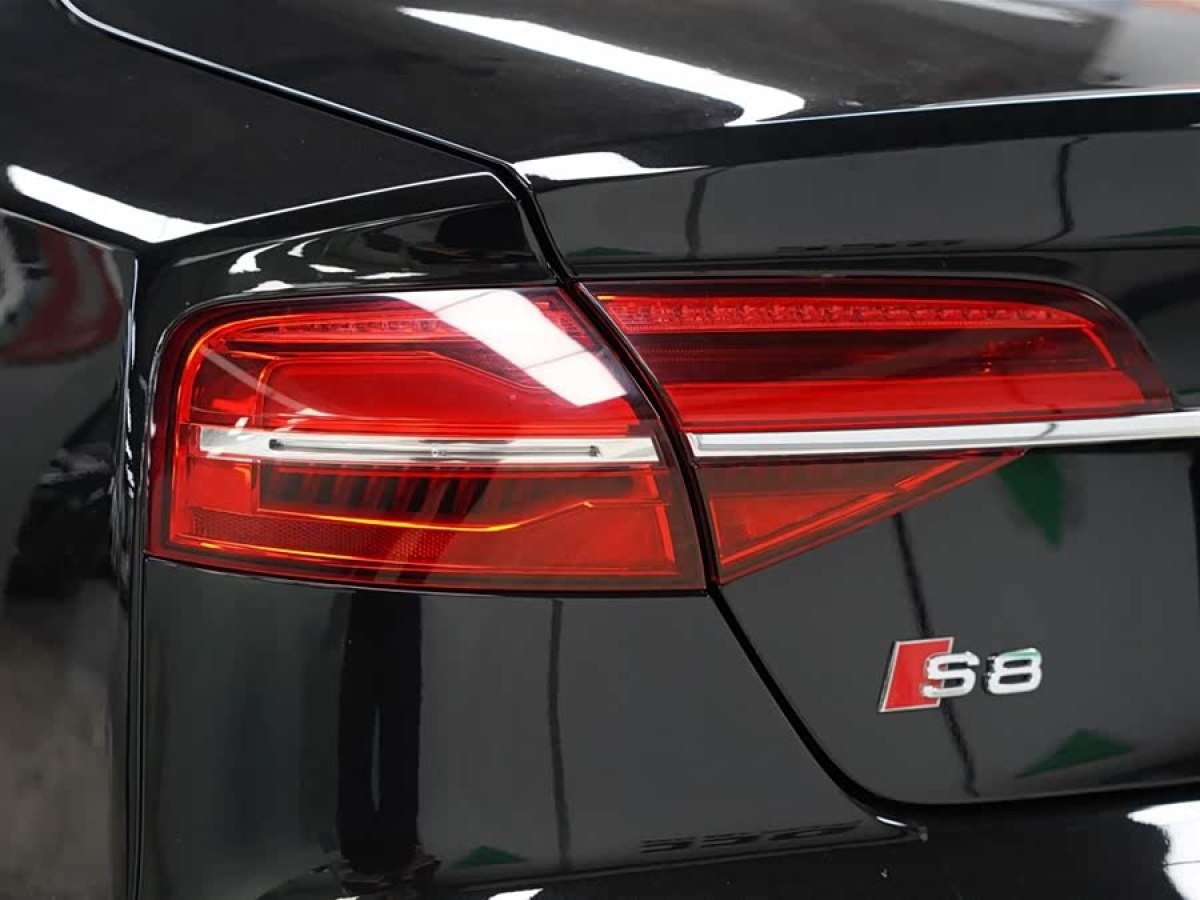 Audi S8 2015 #4 Audi S8 2015 car image #4