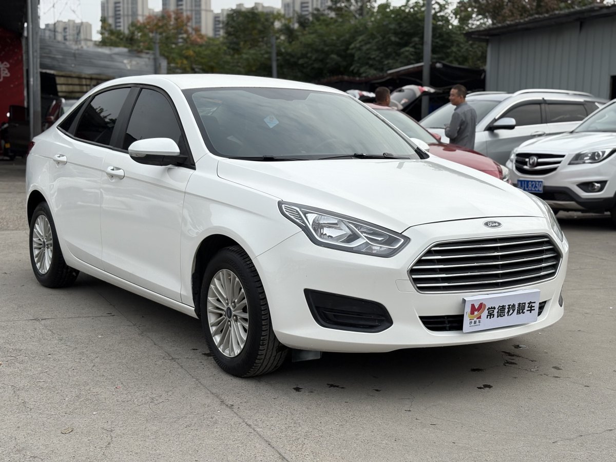 Ford Escort 2018 immagine di auto #4