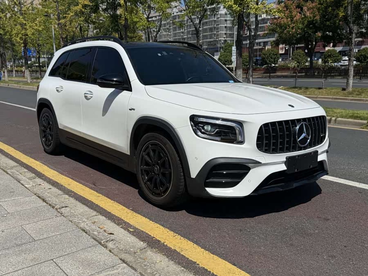Mercedes-Benz GLB AMG 2021 car image #4