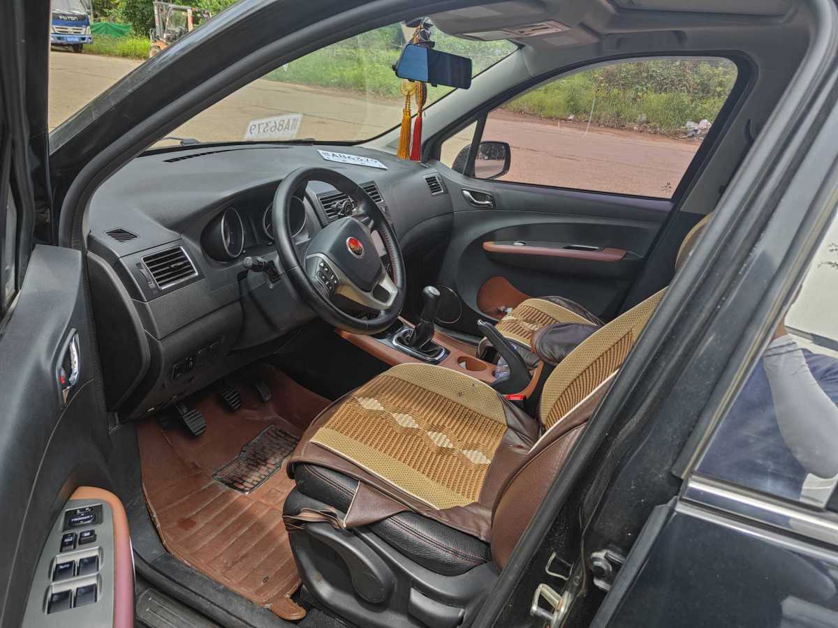 Forthing JOYEAR X5 2015 #4 Forthing JOYEAR X5 2015 car image #4